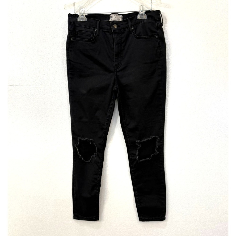 Free People Size 30 Distressed Black Ankle Knee Hole Jeans